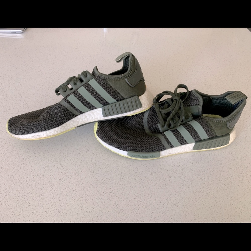 ADIDAS NMD R1 Green/ White SIZE 14 Running Athletic